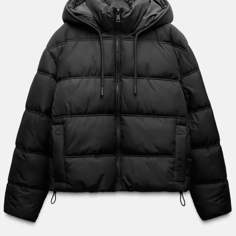 Zara hat unterschiedliche Qualität bei gleicher Daunenjacke, keine Wärmeisolation