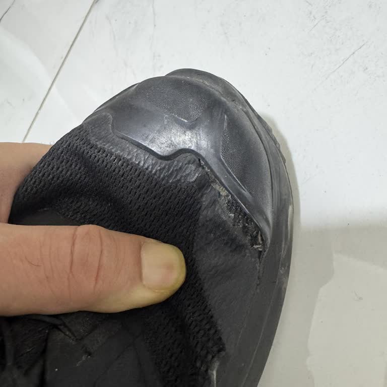 Salomon Schuhe zeigen nach wenigen Monaten deutliche Mängel