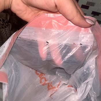 Migros'tan Alınan Çöp Poşetleri Yırtık Çıktı: Ücret İadesi Mümkün Değil