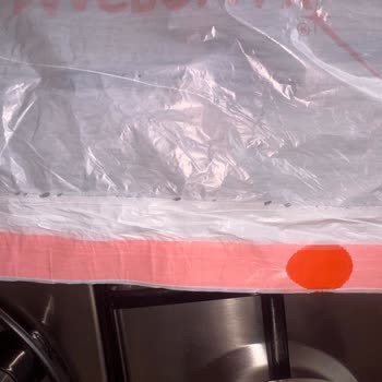 Migros'tan Alınan Çöp Poşetleri Yırtık Çıktı: Ücret İadesi Mümkün Değil