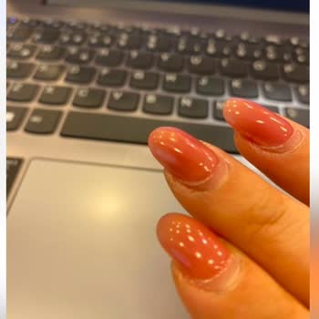 Kalıcı Oje Faciası: Sararmış Tırnaklar Ve İade Sorunu