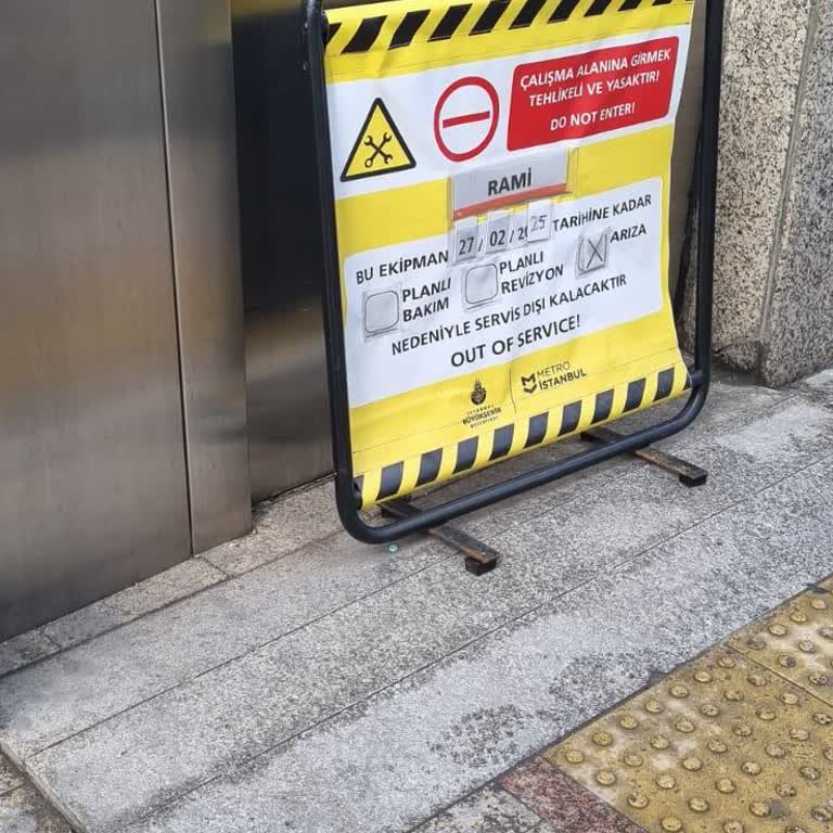 İstanbul Büyükşehir Belediyesi Rami Metro İstasyonunda Asansör Sorunu: Anneler Ve Bebekler Mağdur