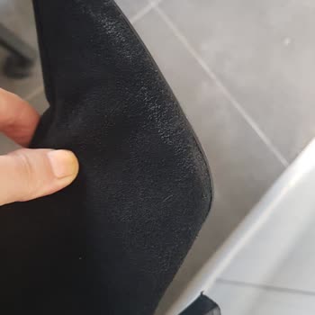 Gerçek Deri Çizme Fiyaskosu: Yanık Görünümlü Ürün Şoku