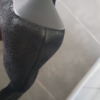 Gerçek Deri Çizme Fiyaskosu: Yanık Görünümlü Ürün Şoku