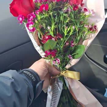 Sipariş Edilen Çiçekler Ve Gerçekler Arasında Büyük Fark!