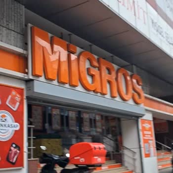 Migros Hemen Kuryesinin Kaldırımda Tehlikeli Sürüşü Ve Müşteri Hizmetleri Hayal Kırıklığı
