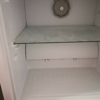 Arçelik Buzdolabı Raf Deformasyonu: Ücretsiz Değişim Talebi