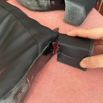 Kırılan Topuklu Bot Ve İlgisiz Müşteri Hizmetleri