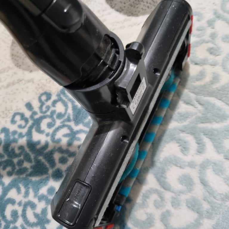 Bespoke Jet Süpürgede Parça Kırılmaları Ve Servis İlgisizliği