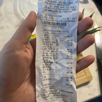 Çürük Ananas Ve İlgisiz Müşteri Hizmetleri