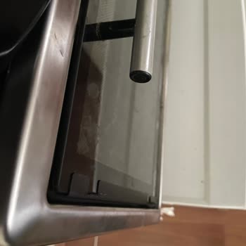 Simfer Fırın Kapağı Sorunu: Menteşe Yıpranması