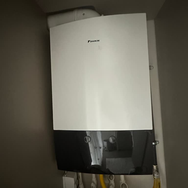 Daikin Kombi İle Isıtma Ve Sıcak Su Sorunları: Hayal Kırıklığı Ve Ek Maliyetler