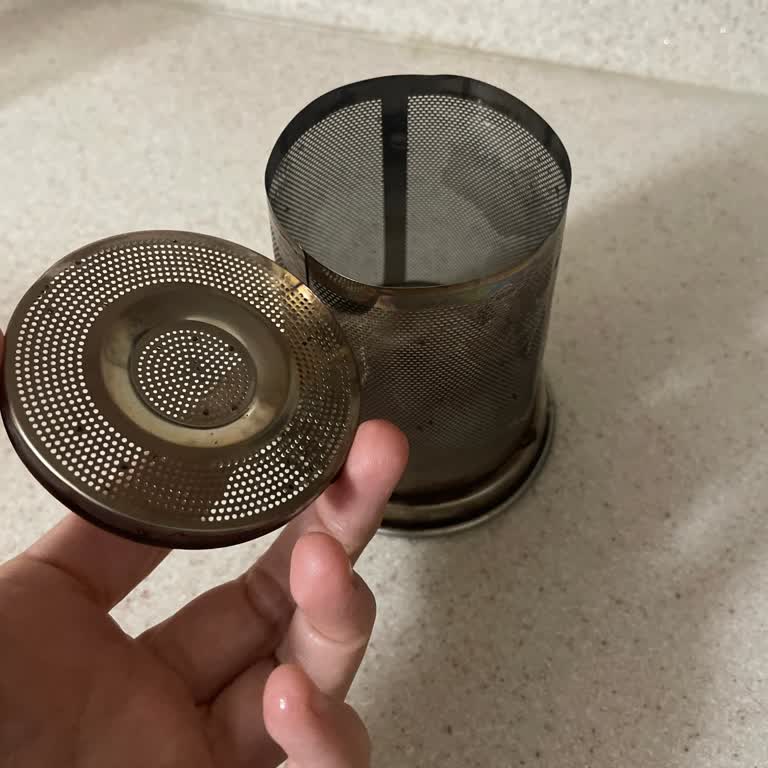 Arızalı Çaycı Ve Sürekli Tamir Sorunu