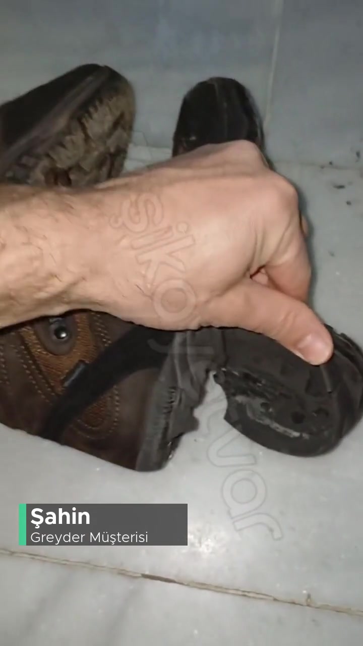 Greyder Bot Tabanı Kendi Kendine Paramparça Oluyor! videonun kapak resmi