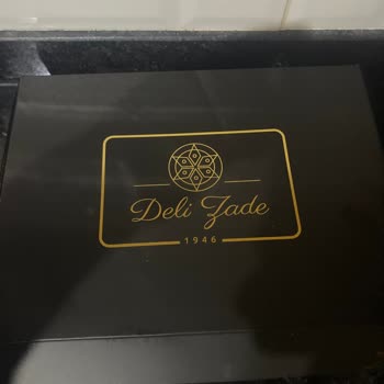 Deli Zade 1946 Alakası Olmayan Bir Baklava Gönderildi