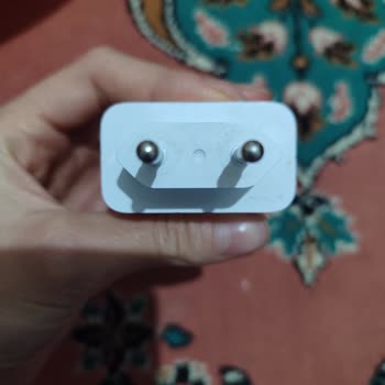 Xiaomi Redmi Not 12 Pro Şarj Aleti Sorunu: Cihaz Şarj Etmiyor