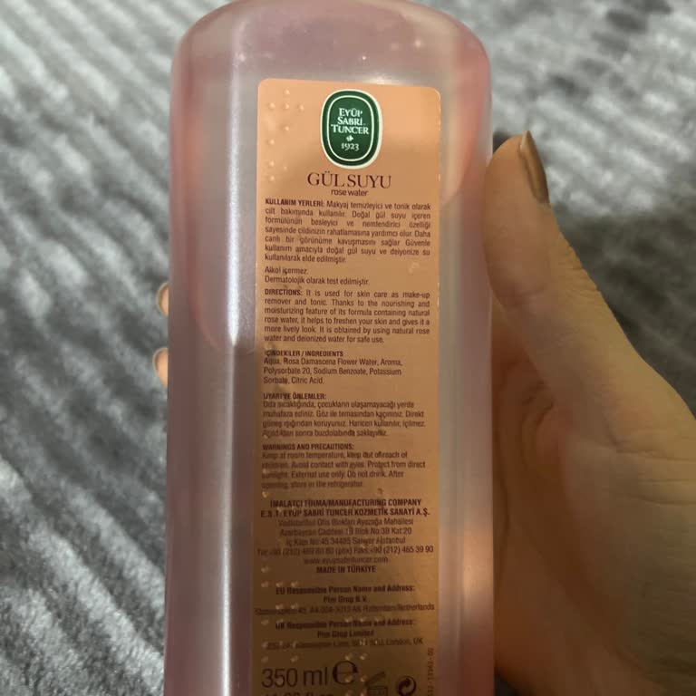 Eyüp Sabri Tuncer Gül Suyu Ciltte Kalıcı Kızarıklık Yaptı