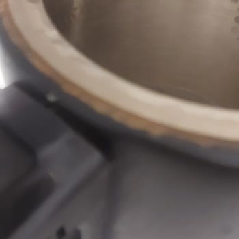 Fakir Çay Makinesi Paslandı Ve Su Akıtıyor