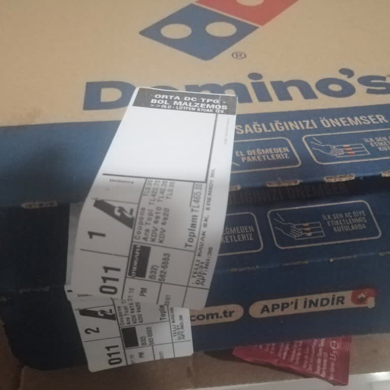 Domino's Pizza'da Sağlık Tehlikesi Ve Kötü Müşteri Hizmeti