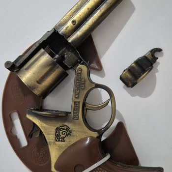 Kırık Oyuncak Tabanca Ve İade Sorunu