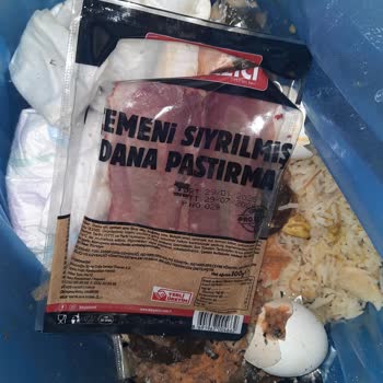 Bozuk Pastırma: Sağlık Riski Ve Müşteri Hizmetleri Sorunu