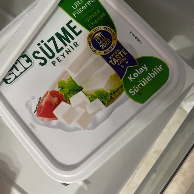 Küflü Peynir Ve İade Sorunu: Müşteri Memnuniyetsizliği
