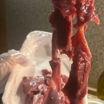 Altunbilekler Market'te Saygısız Davranış Ve Yanıltıcı Hizmet