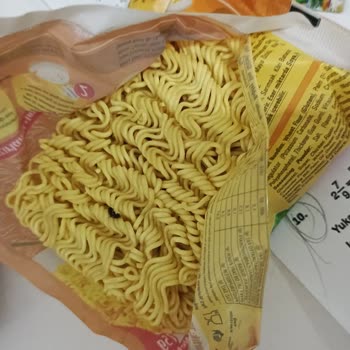 Noodle Paketinde Şok Edici Buluntu