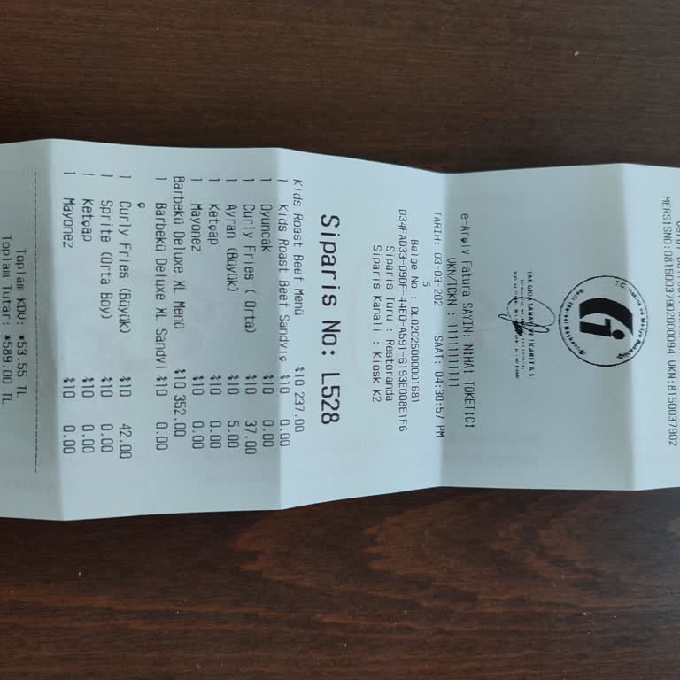 Arby's Capitol AVM'de Kimyasal Tat Ve İlgisiz Hizmet