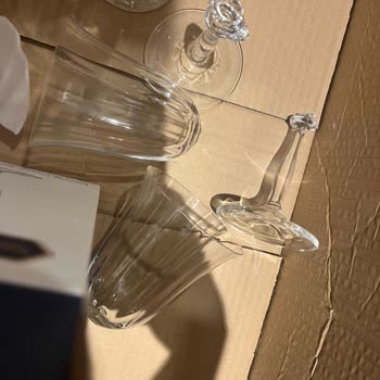 Kırık Kadehler Ve İletişim Eksikliği: Online Alışverişte Hayal Kırıklığı