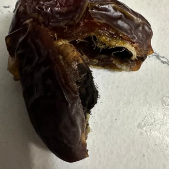 Ankara Kule Mağazası'ndan Alınan Küflü Hurmalar