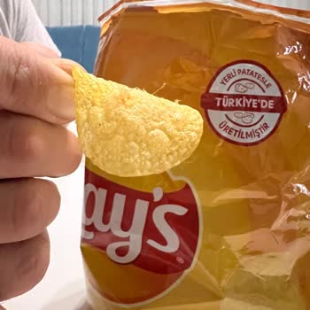 Lays Cipsinde Şok Eden Naylon İp!