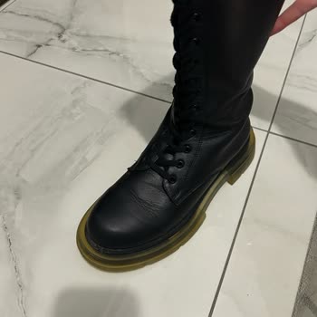 Şeffaf Tabanlı Çizmenin Hızla Sararması