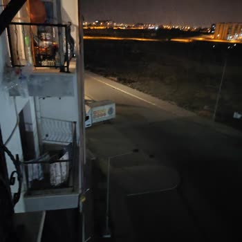 Adana'da Zifiri Karanlık Sokak Tehlikesi