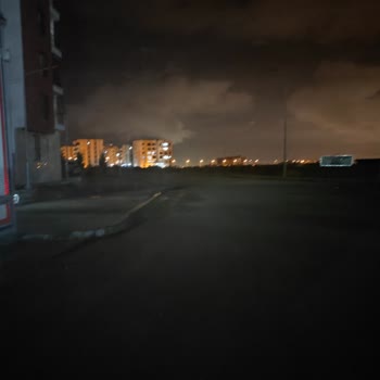 Adana'da Zifiri Karanlık Sokak Tehlikesi