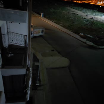 Adana'da Zifiri Karanlık Sokak Tehlikesi