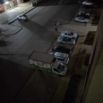 Adana'da Zifiri Karanlık Sokak Tehlikesi