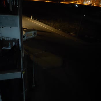 Adana'da Zifiri Karanlık Sokak Tehlikesi