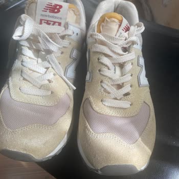 New Balance Ayakkabıda Sararma Sorunu