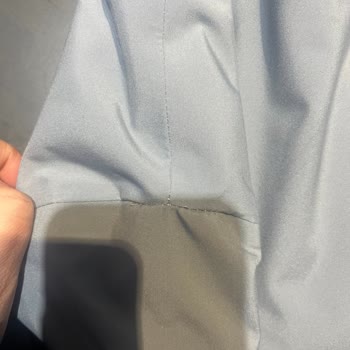 Columbia'dan Aldığım Montta Dikiş Hatası Ve İlgisizlik