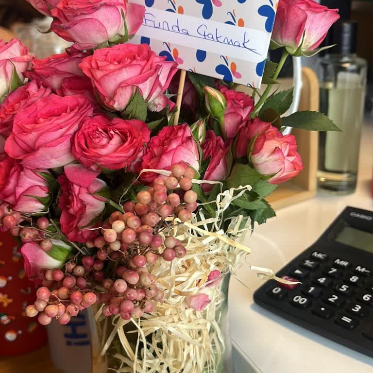 Taze Çiçek'ten Gelen Hayal Kırıklığı: Küçük Ve Solgun Hediye