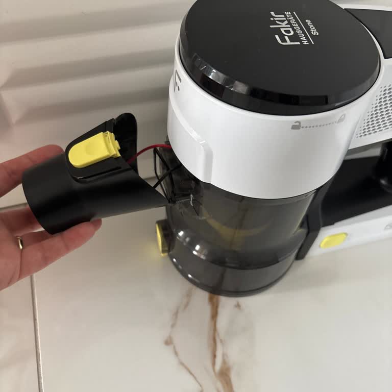 Kalitesiz Ürün: Hediye Süpürge Sorunu