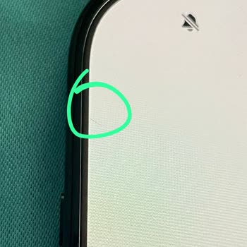 Sıfır Telefonum Çiziklerle Geldi Ve Müşteri Hizmetleri İlgisiz