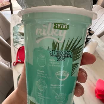 Taze Tarihli Yoğurtta Küf Şoku