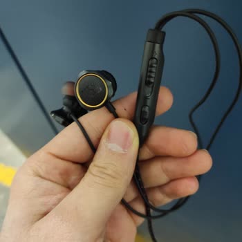 JBL Quantum Kulaklıktan Beklenmedik Ses Sorunu