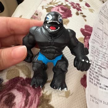 Bir Gecede Dağılan Oyuncak Felaketi