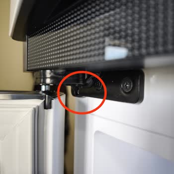 Arçelik Buzdolabı Kapak Yönü Değişimi: Vida Sayısındaki Anlamsızlık