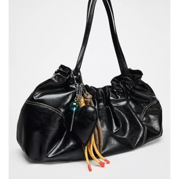 Zara Çantamın Charm'ları Eksik Geldi