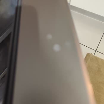 Samsung Buzdolabında Çıkmayan Lekeler
