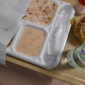 Tedavi Sürecinde Yetersiz Yemek Hizmeti